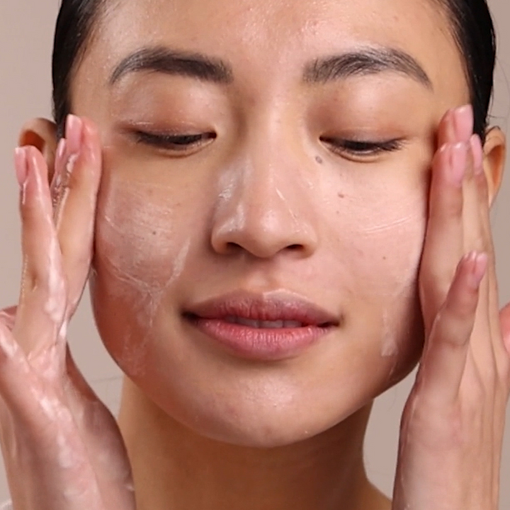 Eminence Organics Mangosteen Daily Resurfacing Cleanser model