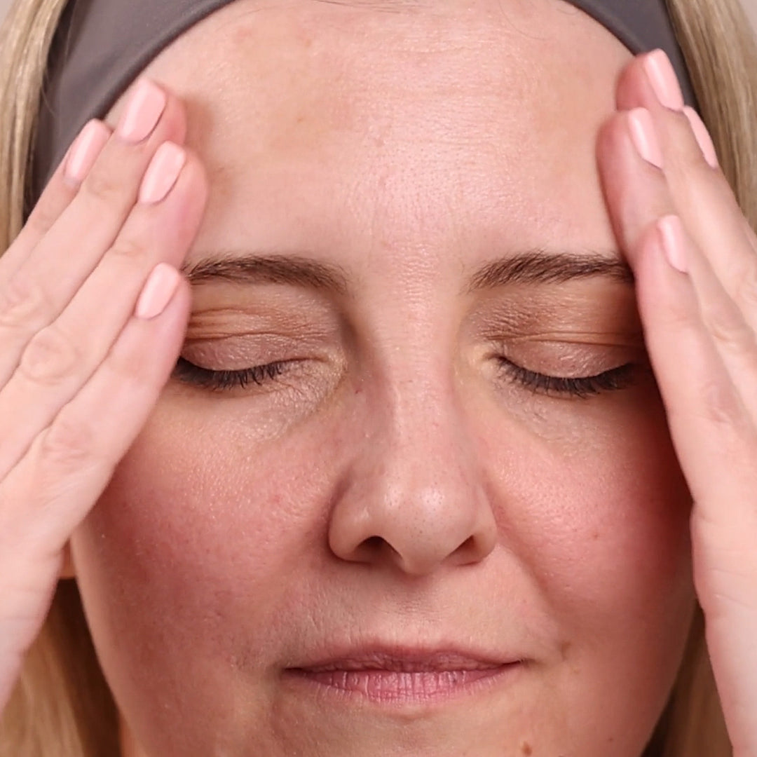 Eminence Organics Clear Skin Willow Bark Booster Serum video